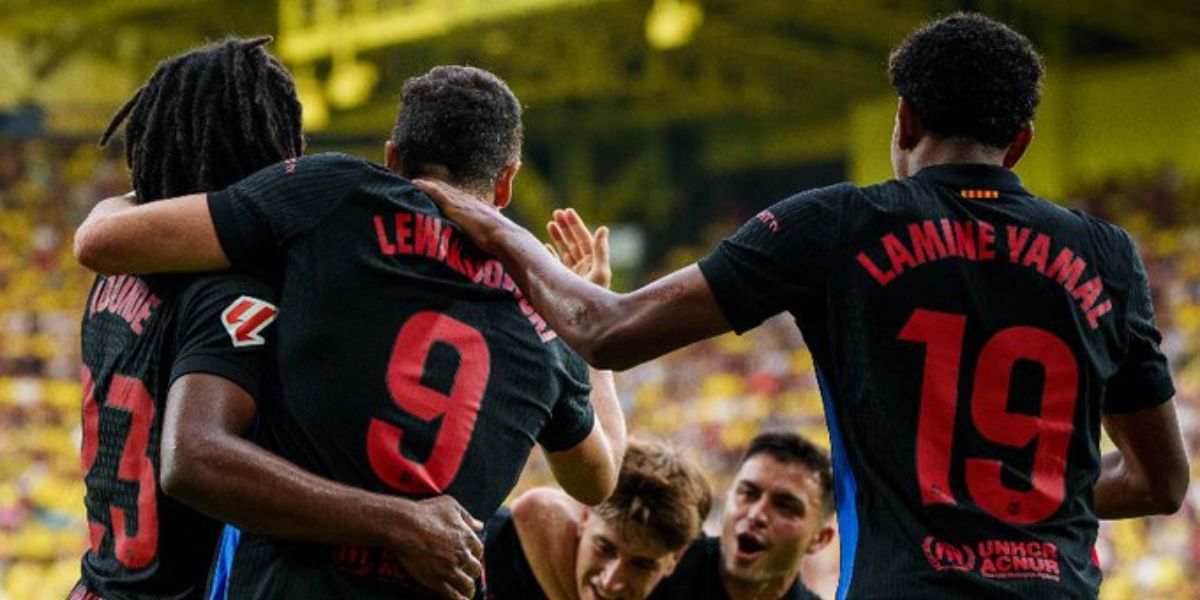 برشلونة يستعد لتمديد عقد نجمه