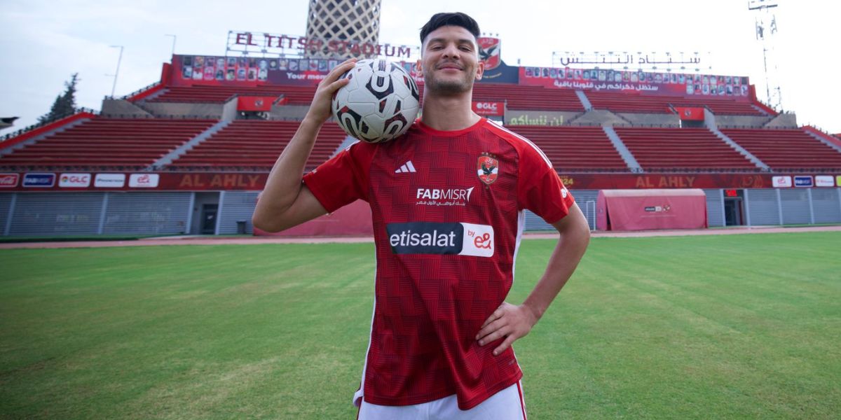 مدرب الأهلي المصري يستنجد بأشرف داري