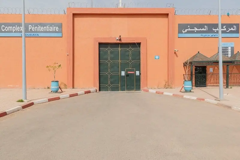 مراكش.. ايداع المتورط في إلحاق خسائر بعدد من السيارات سجن الأوداية
