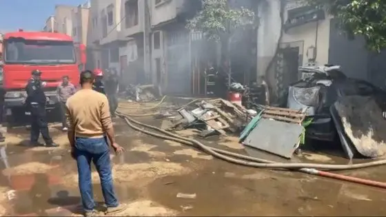 حريق ضخم يهز منطقة لافيراي بفاس واستنفار كبير للسلطات