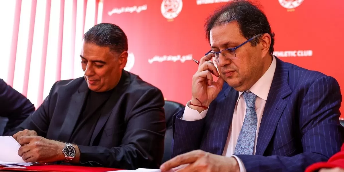 مخلفات موكوينا: نزاع جديد على طاولة الوداد بقيمة 100 ألف أورو