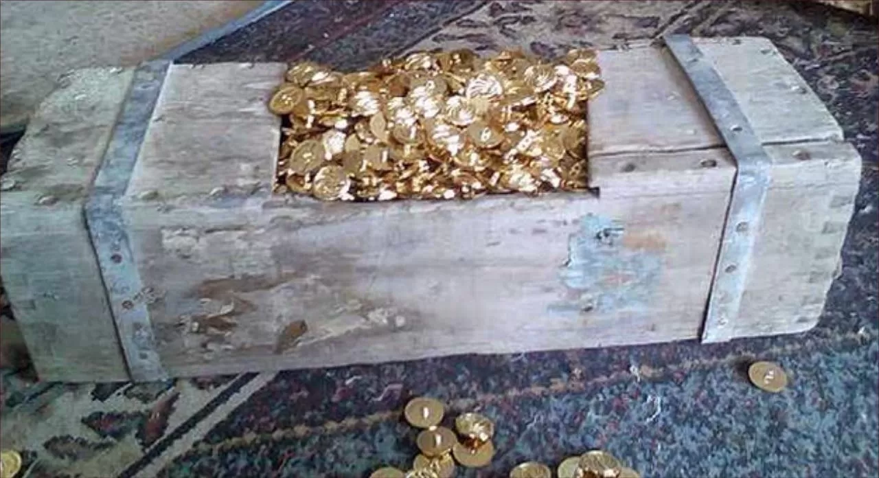 إعتقال 3 أشخاص حاولوا استخراج كنز من داخل رياض بمراكش