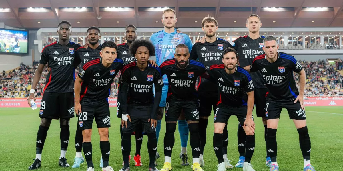 بتحديد السبب.. الاتحاد الفرنسي يعلن هبوط أولمبيك ليون إلى الدرجة الثانية من الدوري