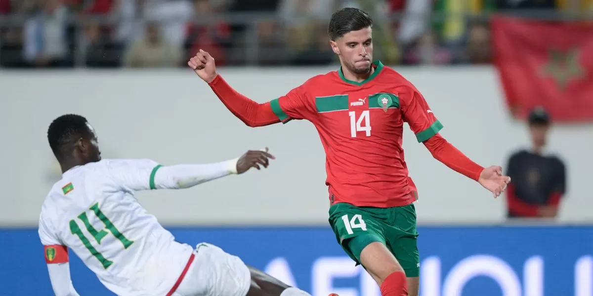 بولونيا الإيطالي يفاجئ المغربي أسامة العزوزي