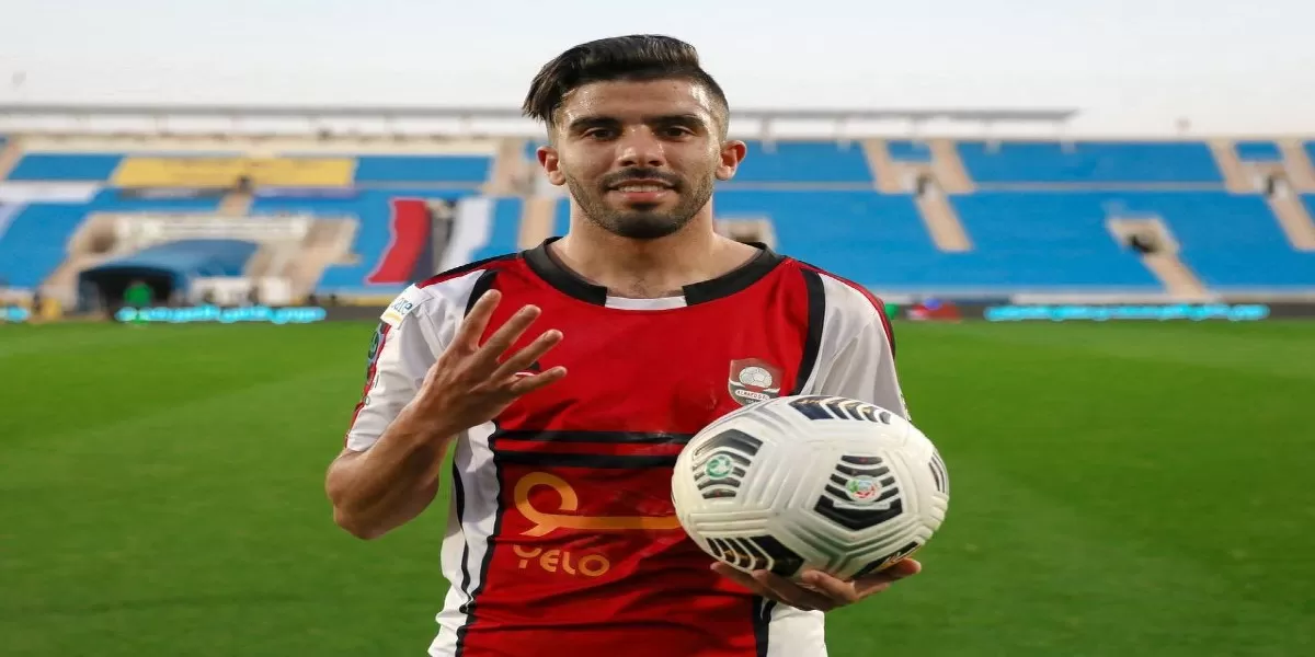 ناديان في الدوري السعودي يتربصان بالمغربي كريم البركاوي