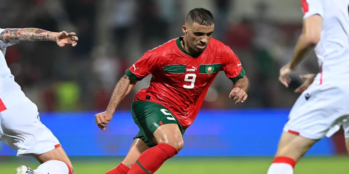 حمد الله يساند أولمبيك آسفي ويحفز لاعبيه بمكافأة مالية خاصة