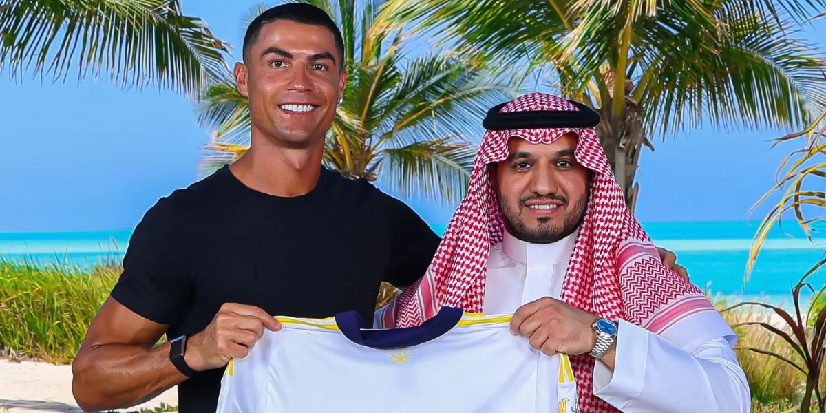 “القصة تستمر”.. النصر يجدد عقد كريستيانو رونالدو