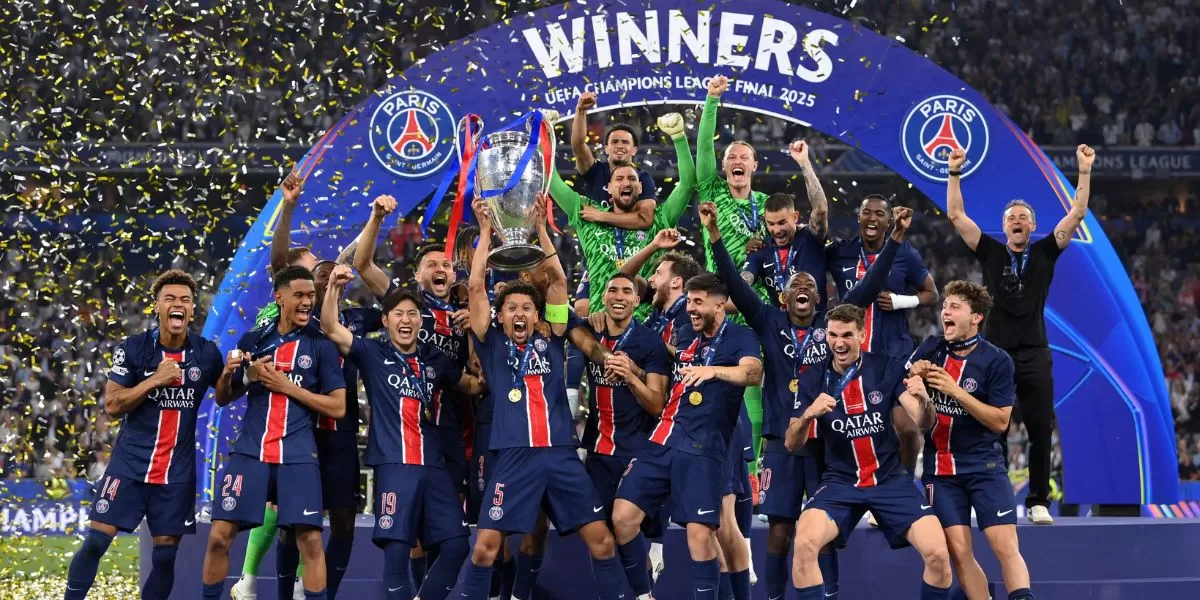 نجم باريس سان جيرمان يتوج كأفضل لاعب في دوري أبطال أوروبا