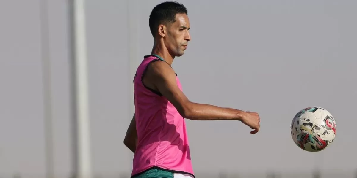الحماس والانضباط …الرجاء يعلق وينشر فيديوهات تدريباته بأكادير
