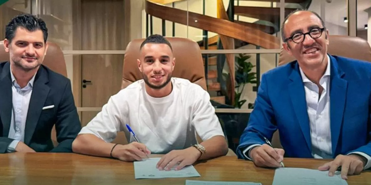 رسميا.. الرجاء يعلن ضمه لبلال ولد الشيخ