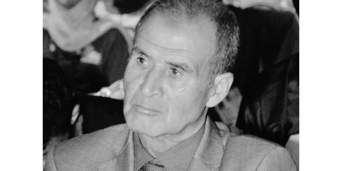 وفاة أسطورة الكرة المغربية أحمد فرس