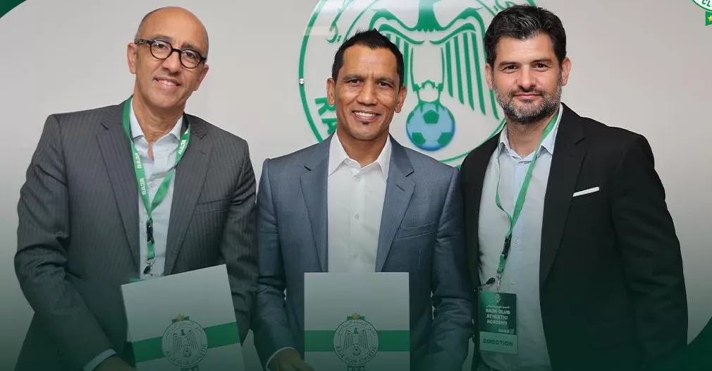الرجاء يكشف مدة عقد المدرب فادلو