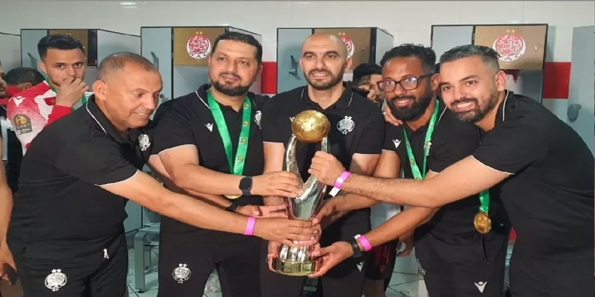 مساعد الركراكي سابقا يطالب بدعم منتخب الأردن