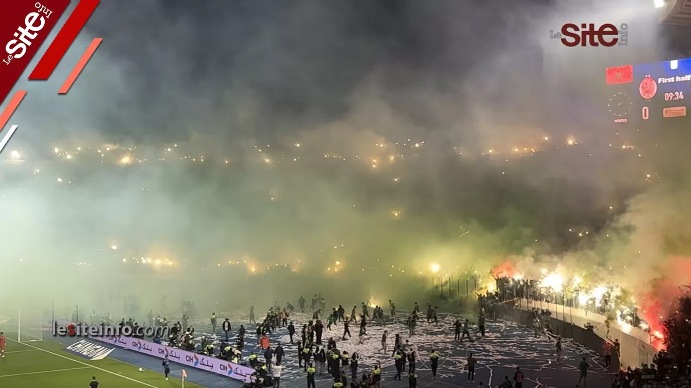 “كراكاج” مرعب لجماهير الرجاء يتسبب في اندلاع حريق بـ”دونور”