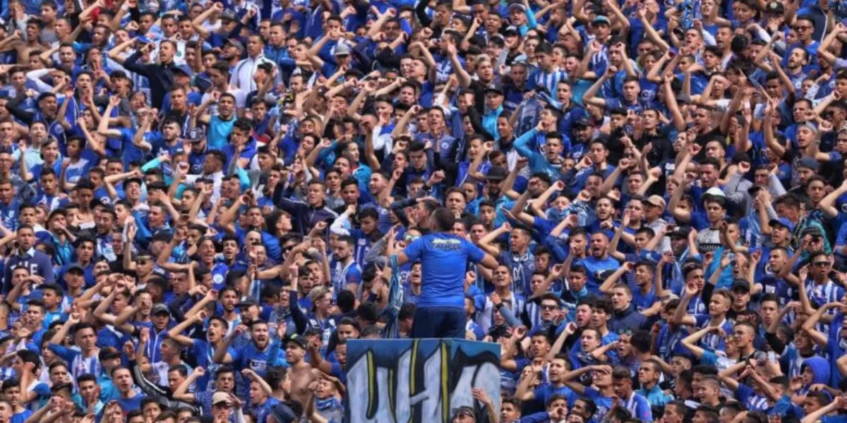 جمهور اتحاد طنجة ينظم تنقلا كبيرا لمتابعة مباراة الوداد