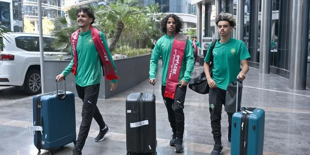 استقبال حار للمنتخب المغربي للفتيان بقطر تحسبا لكأس العالم