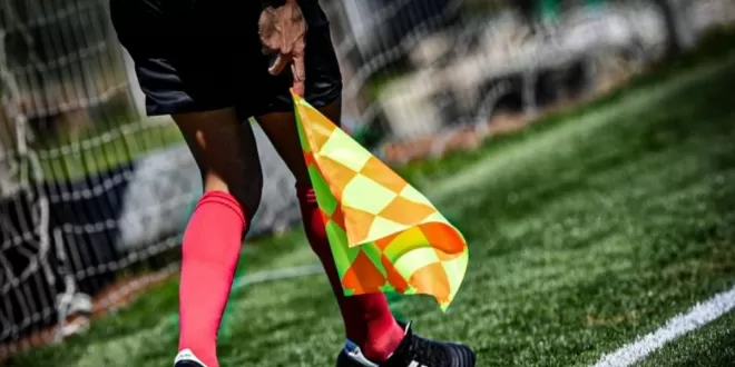 الكشف عن حكام مؤجلات البطولة الاحترافية