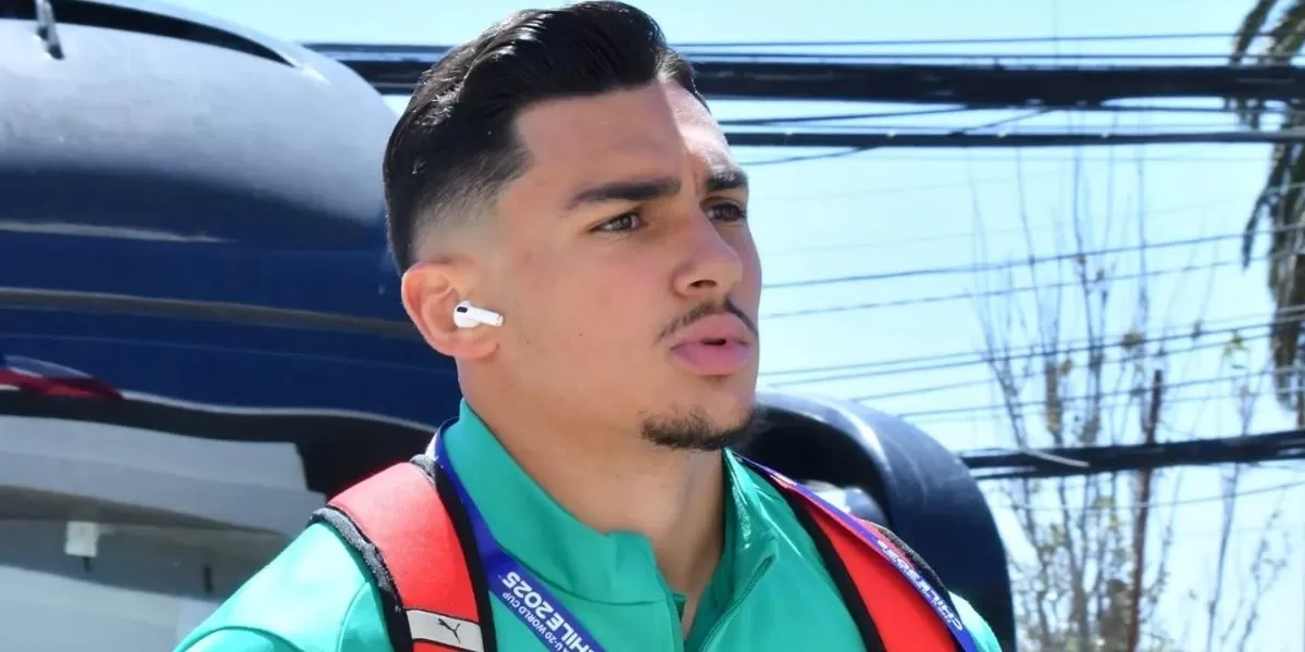 حارس المنتخب المغربي وموناكو بنشاوش يصدم الاتحاد الجزائري