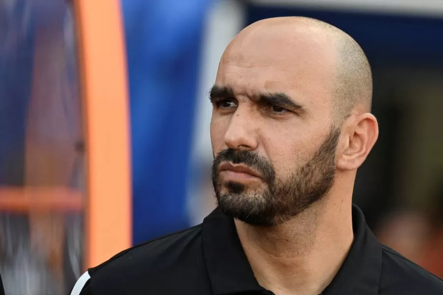 إصابة مفاجئة لنجم المنتخب المغربي تربك حسابات وليد الركراكي قبل التوقف الدولي